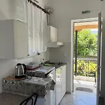 Kakovatos Guest