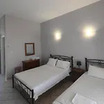 Kakovatos Guest *
