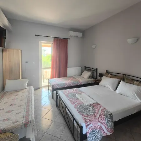 Apartamento Kakovatos Guest *