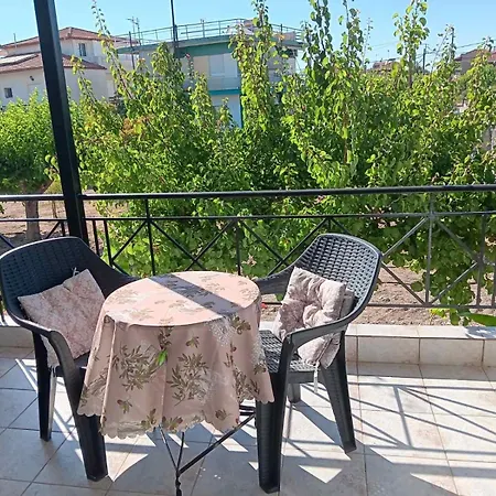 Apartman Kakovatos Guest